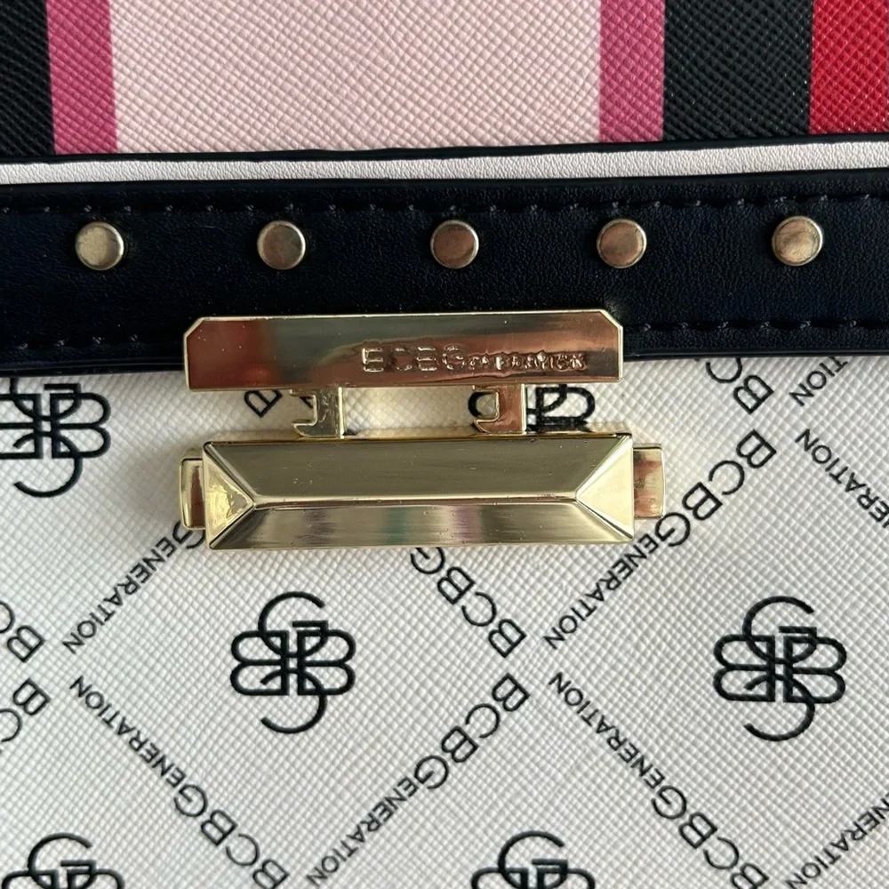 BCBGeneration Stylish Red and Pink Designer Handbag - Picture 3 of 6